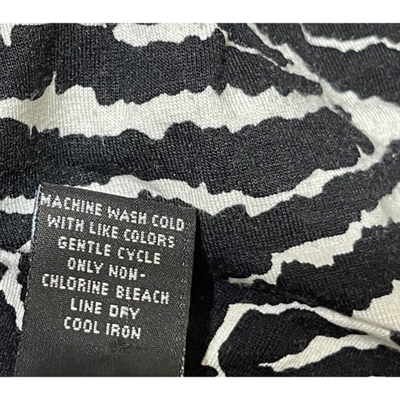 Jillian Jones Cardigan Sweater Size 1X Animal Print Black White - Picture 5 of 6